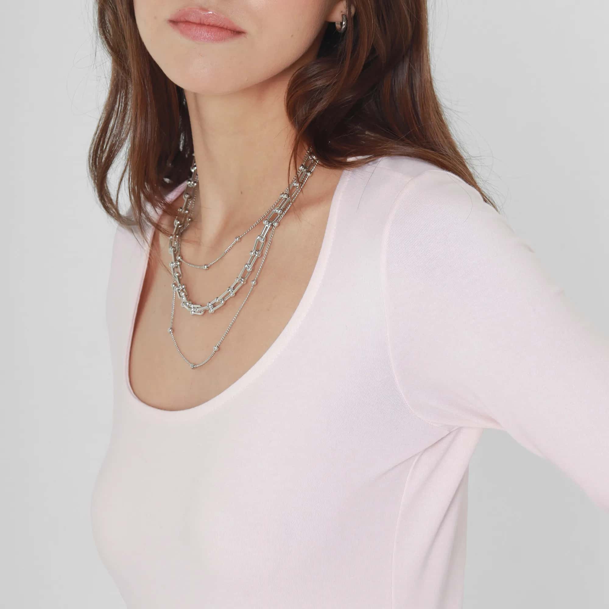 Camiseta Cuello U Manga Larga
