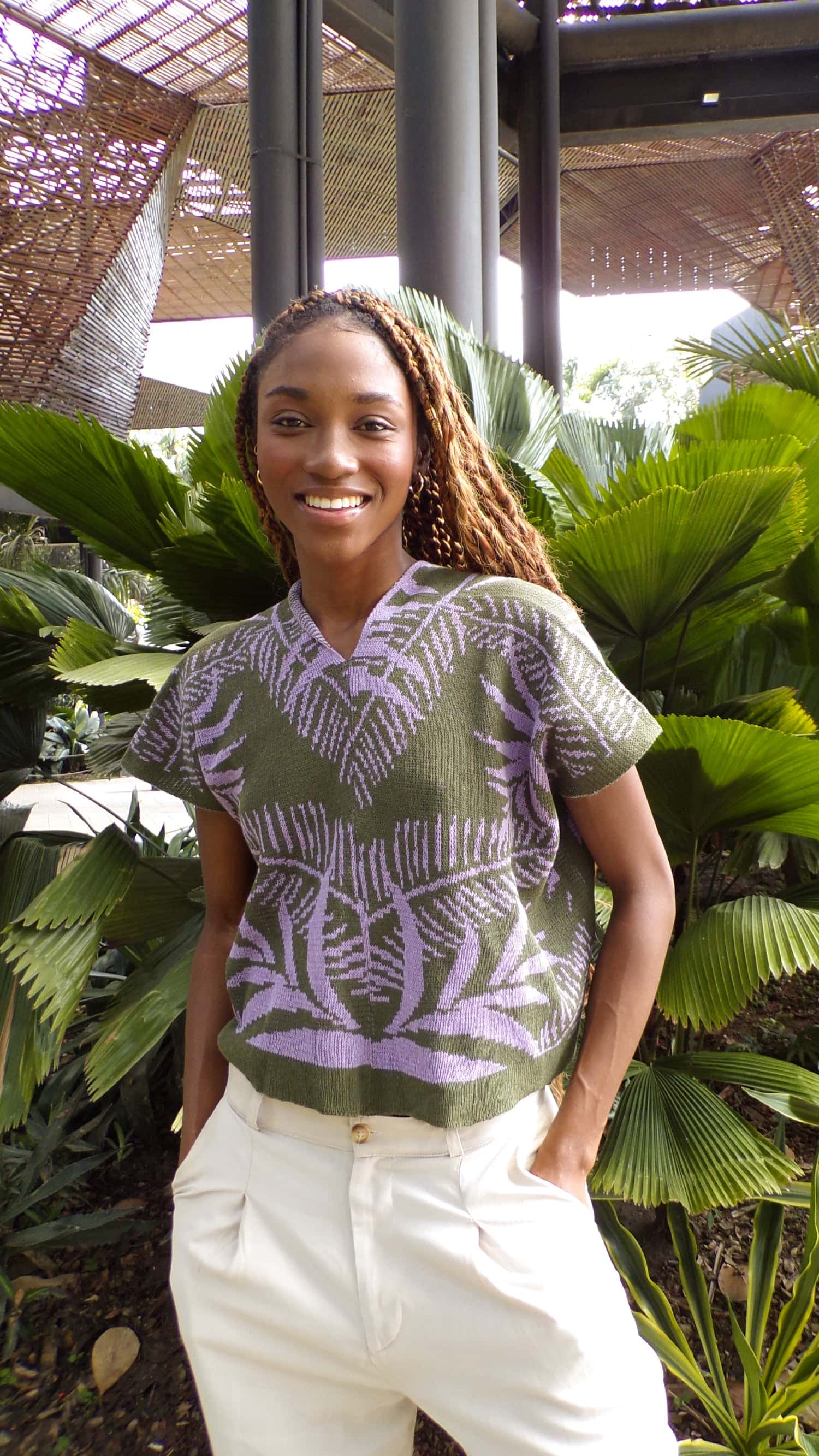 Blusa Palmas - verde militar y lila
