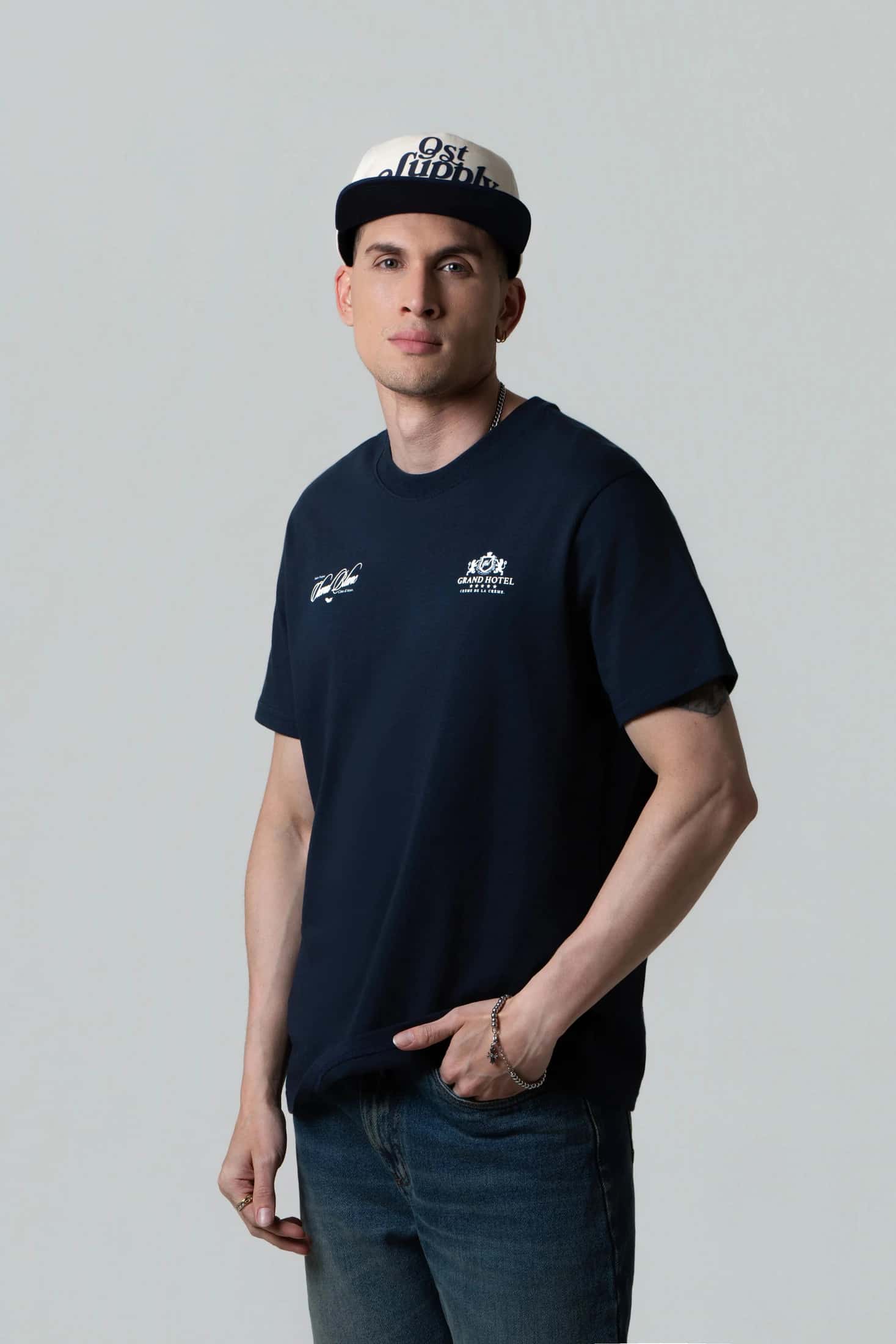 CAMISETA MANGA CORTA COLOR AZUL OSCURO