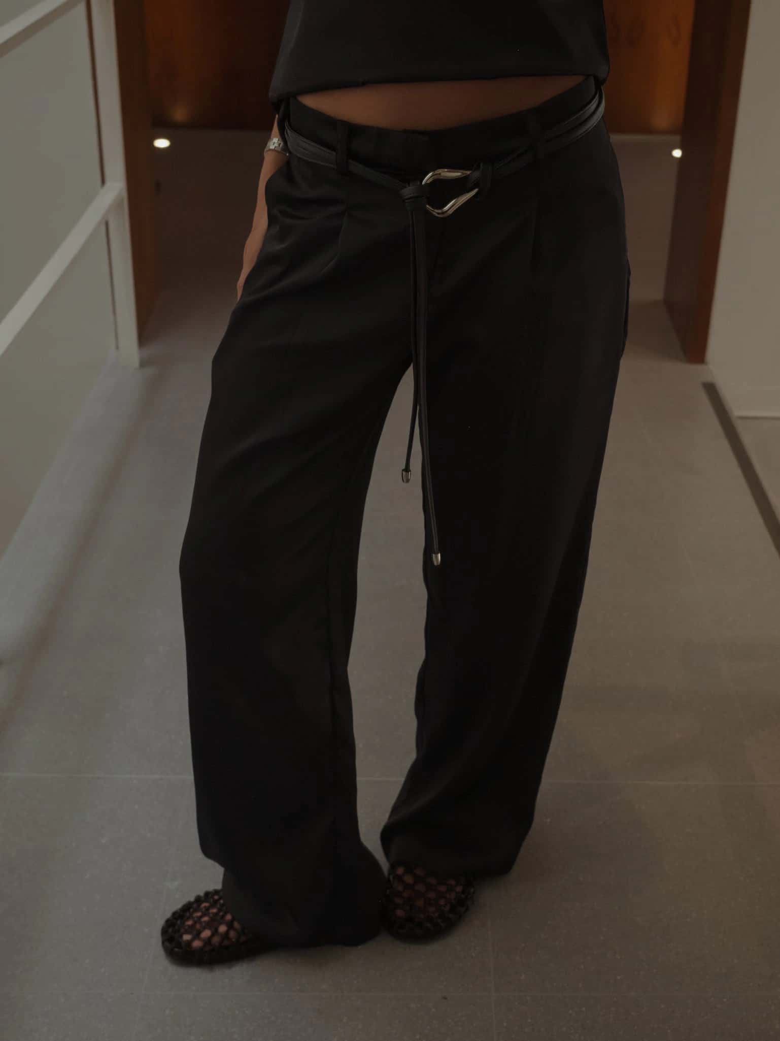 NOT SO MODEST TROUSER - BLACK
