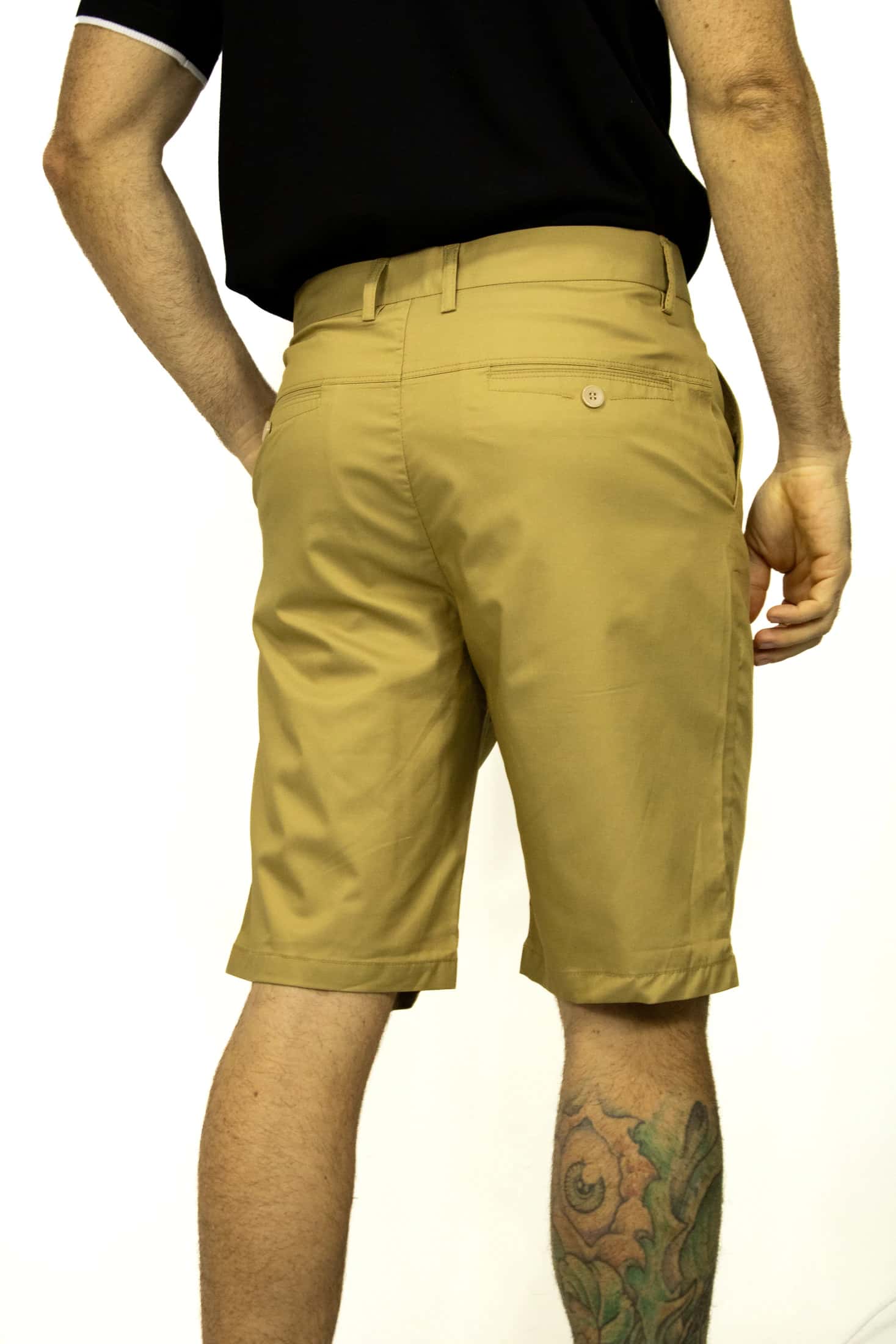 BERMUDA  CLÁSICA CAQUI PARA HOMBRE