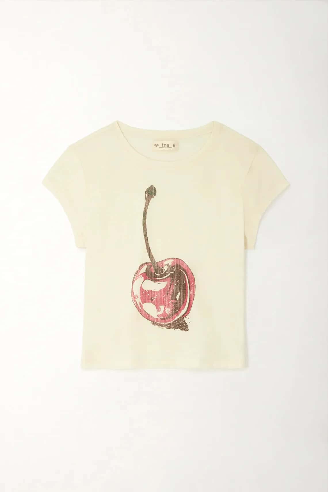 Camiseta básica manga corta crudo con diseño versátil para mujer