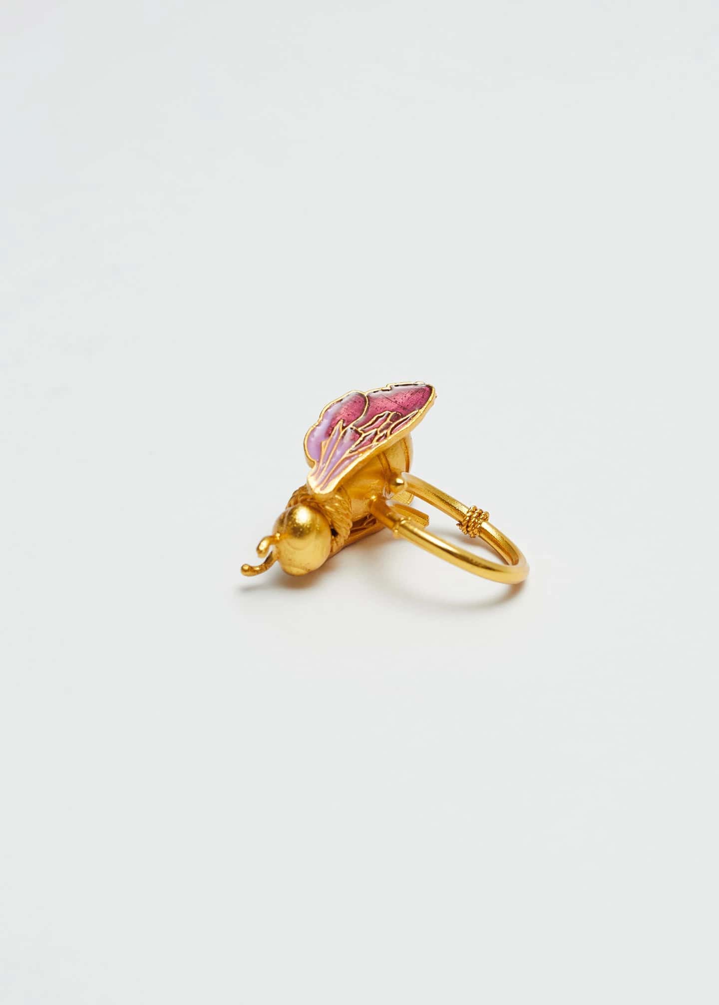 Anillo The Queen Bee Ultravioleta