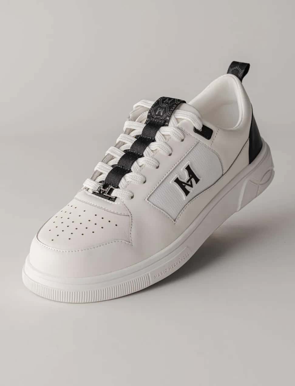 Tenis Saga Onix
