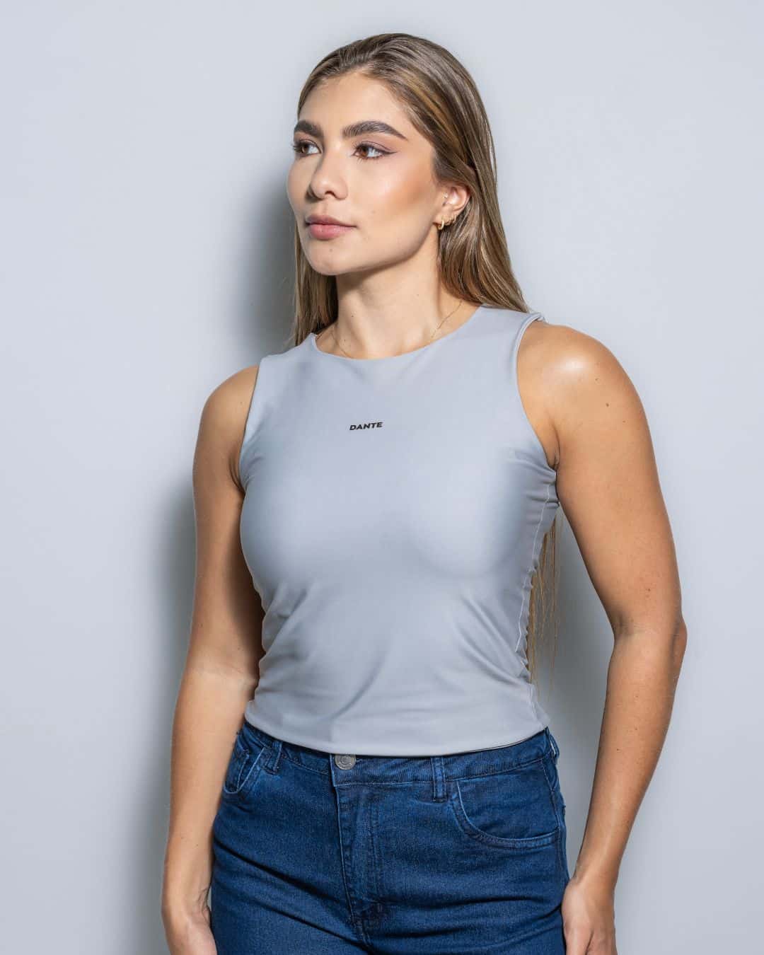Top Antimanchas Gris Cuello Redondo