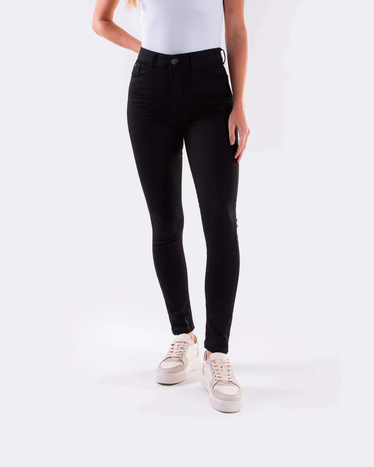 Jean negro para mujer