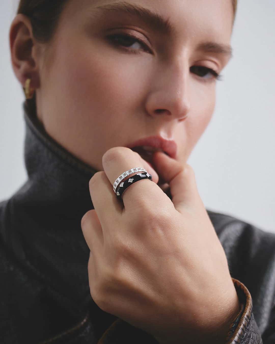Anillo Leah