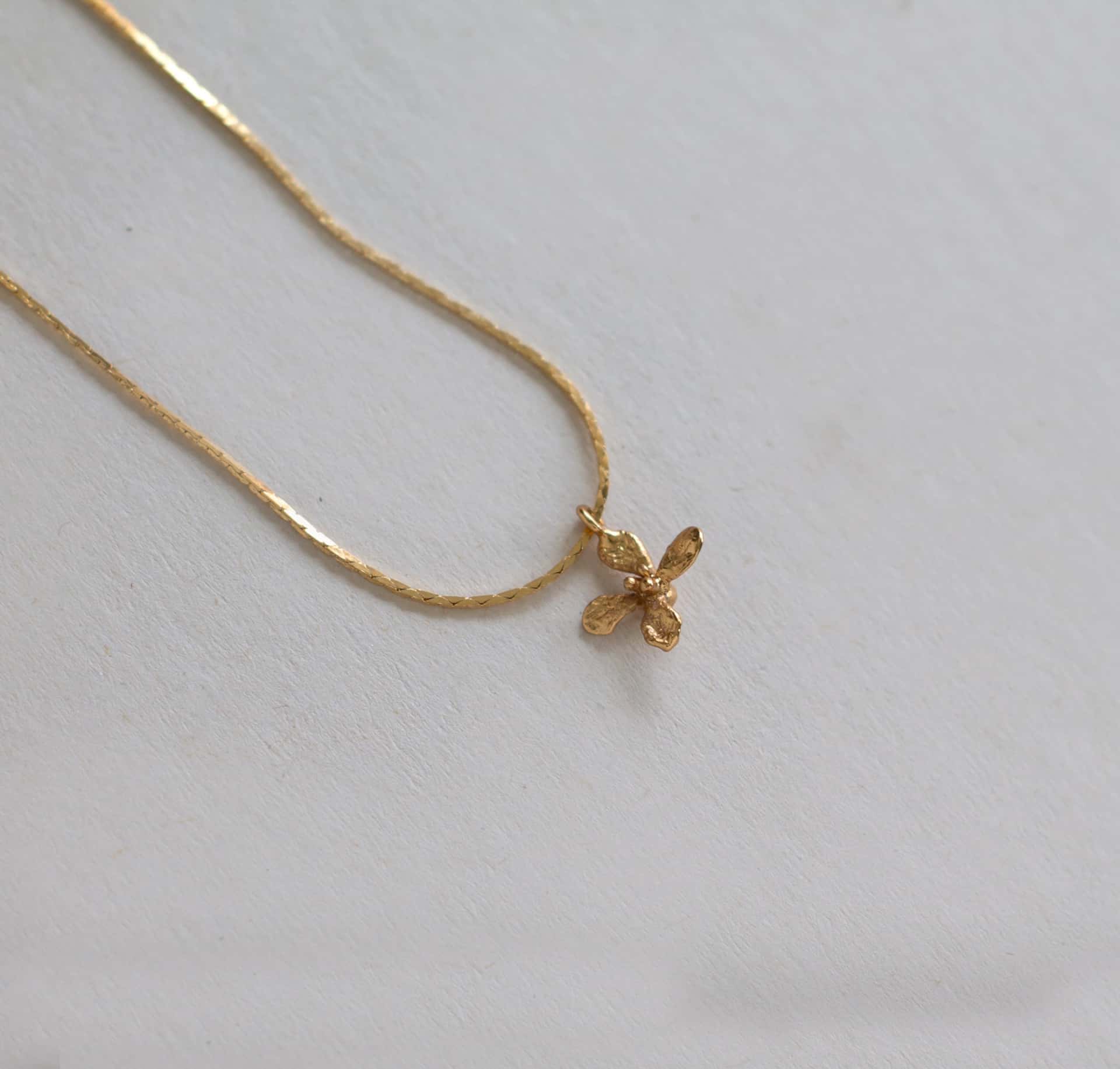 Collar miniflor rábano