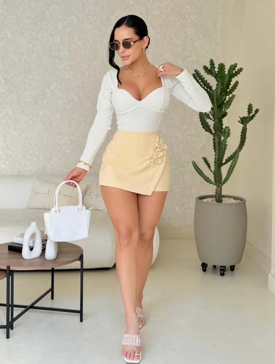 Falda Short florecer (mantequilla)