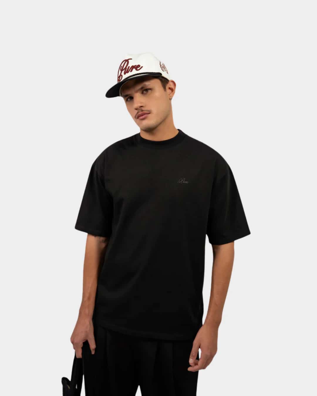 CLASSIC BLACK T-SHIRT - miniatura 1