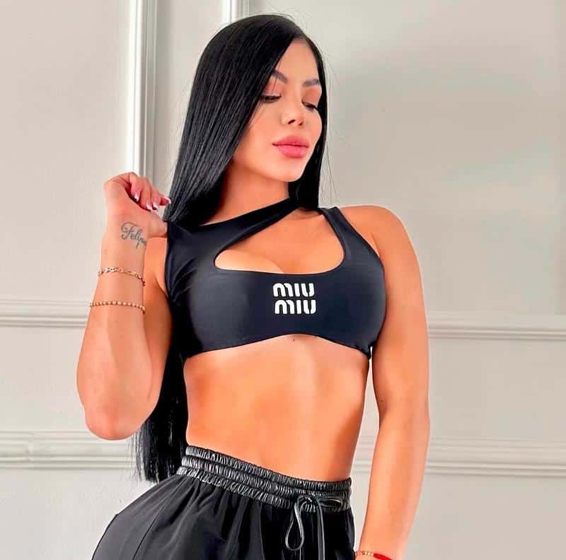 TOP MIU MIU NEGRO ASIMETRICO