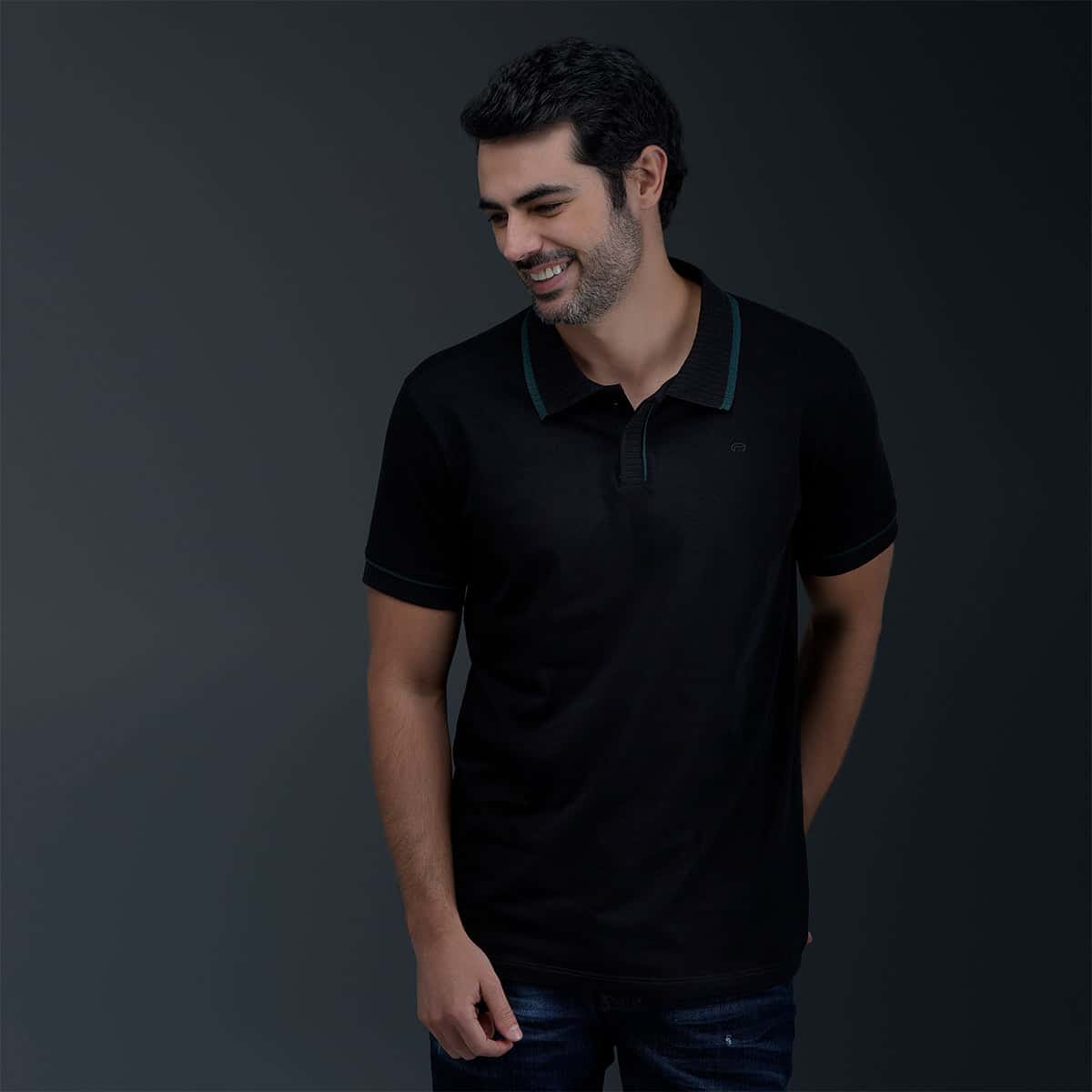 Polo Regular Negro
