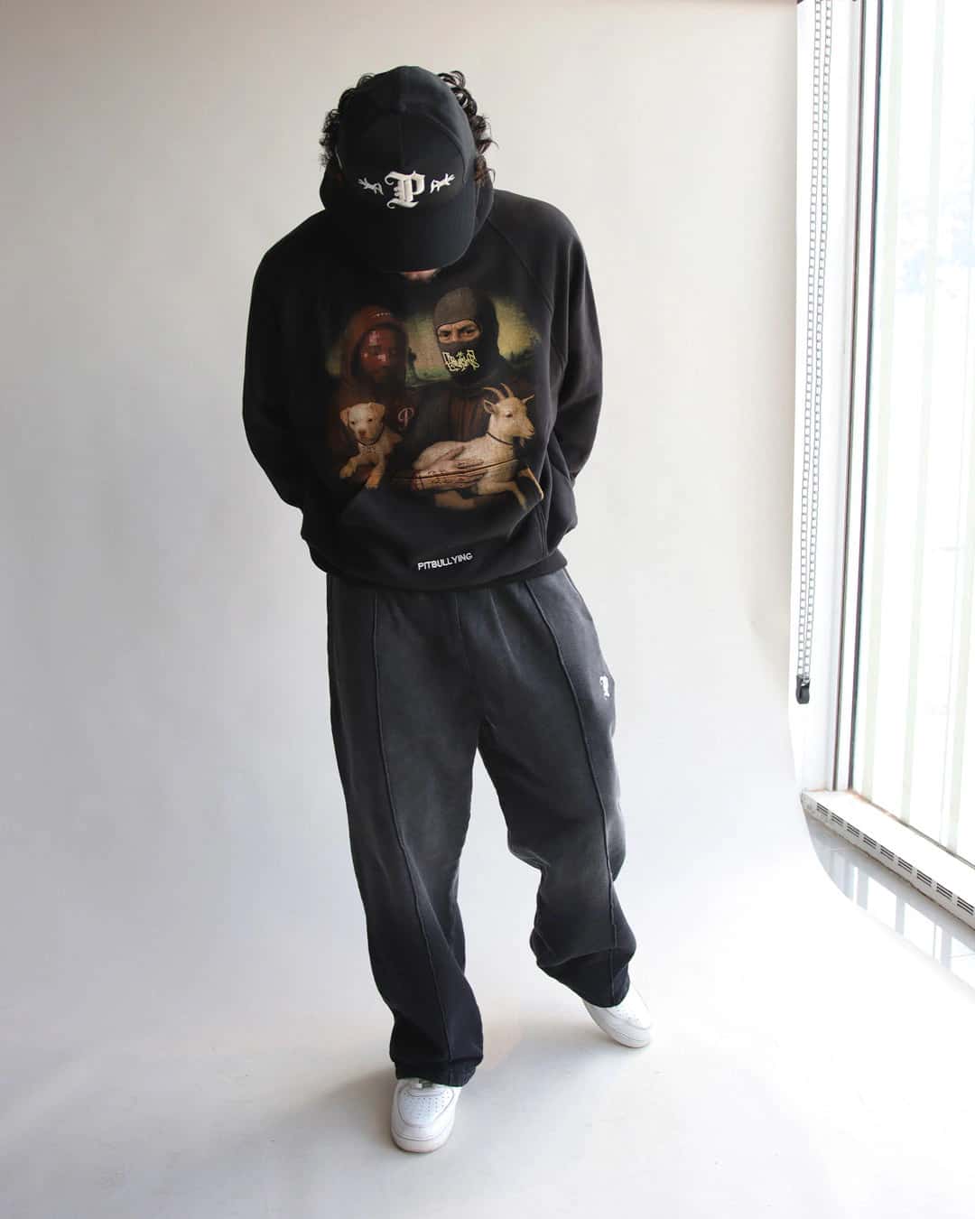 HOODIE OVERSIZE Goat Negro - miniatura 4