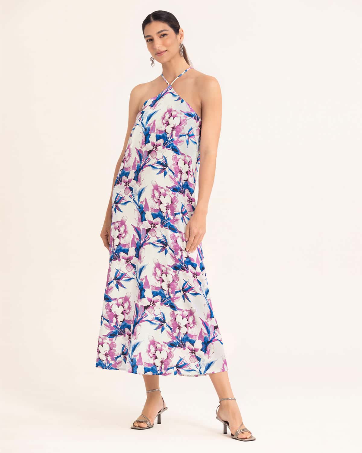 Vestido largo cuello halter de silueta en A