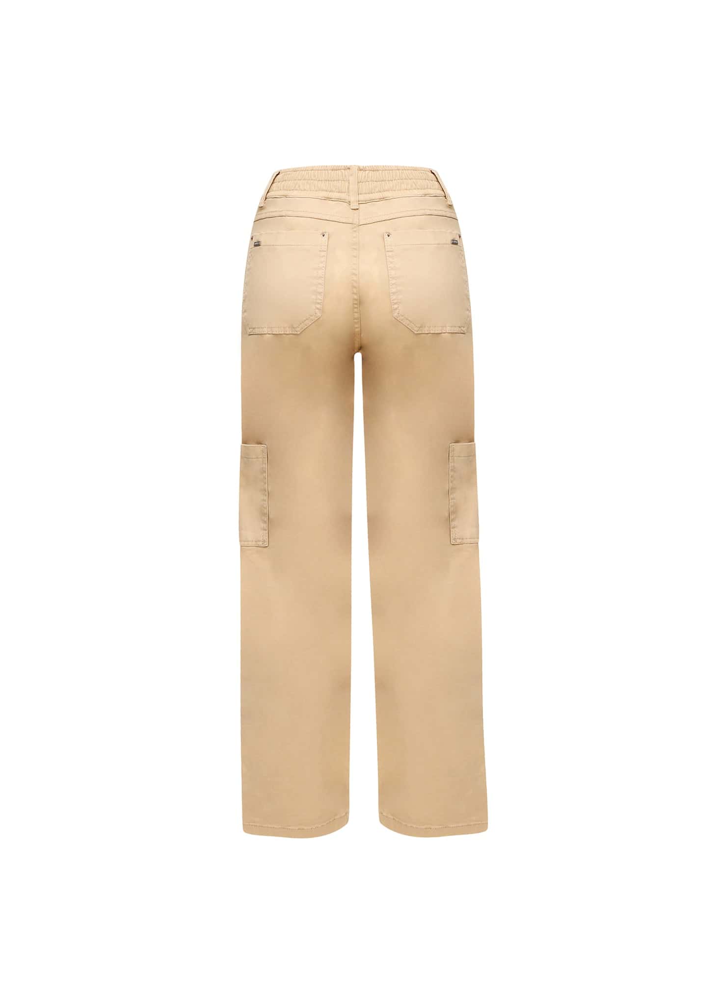 Pantalón tipo cargo