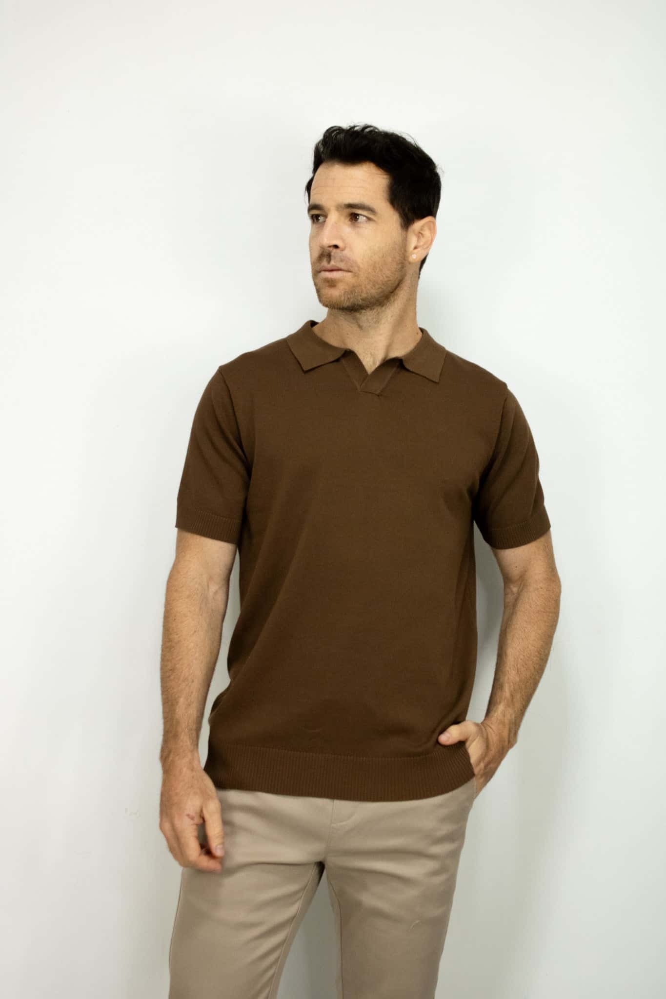 POLO TEJIDA CAFE PARA HOMBRE