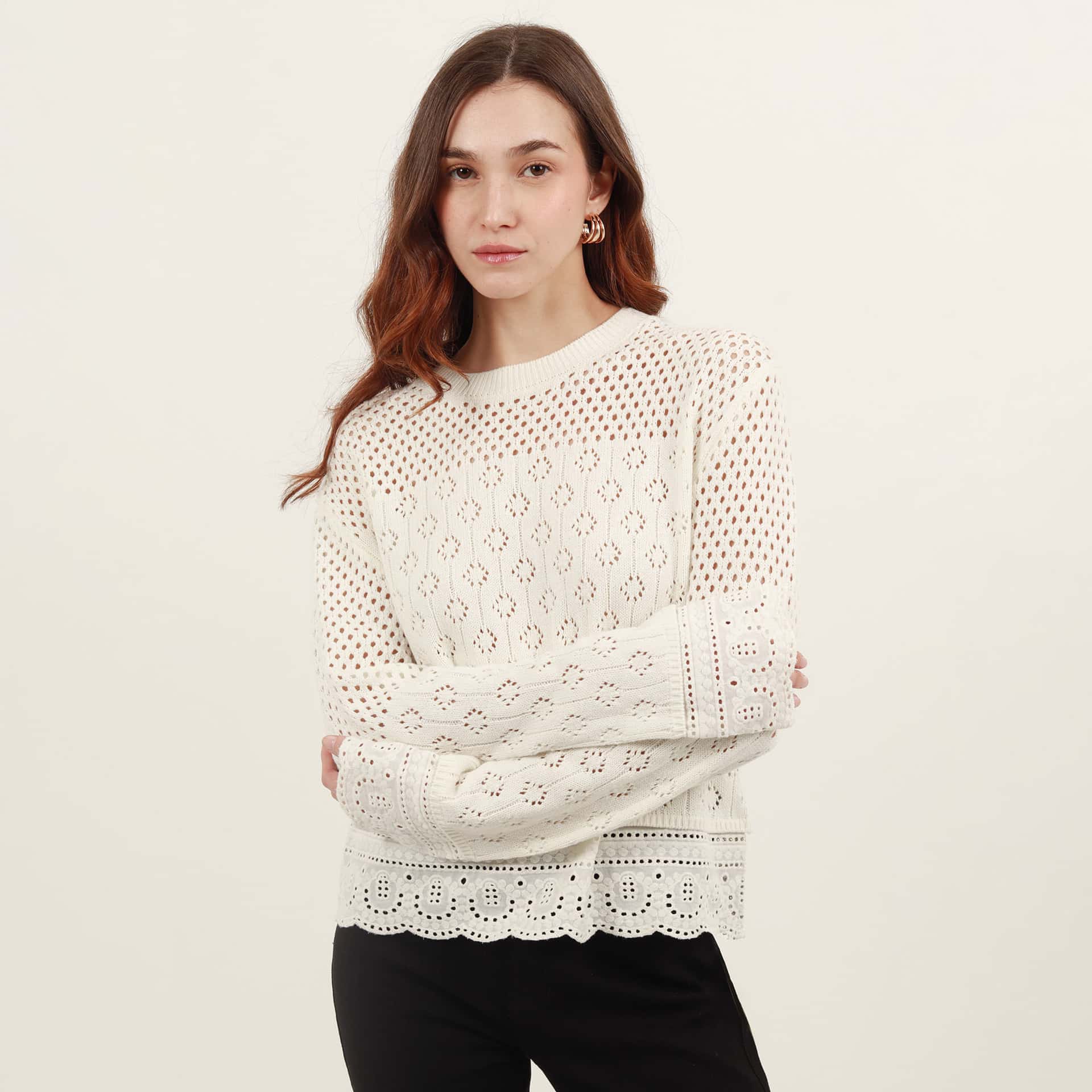 Sweater con ojalillo manga larga - miniatura 5