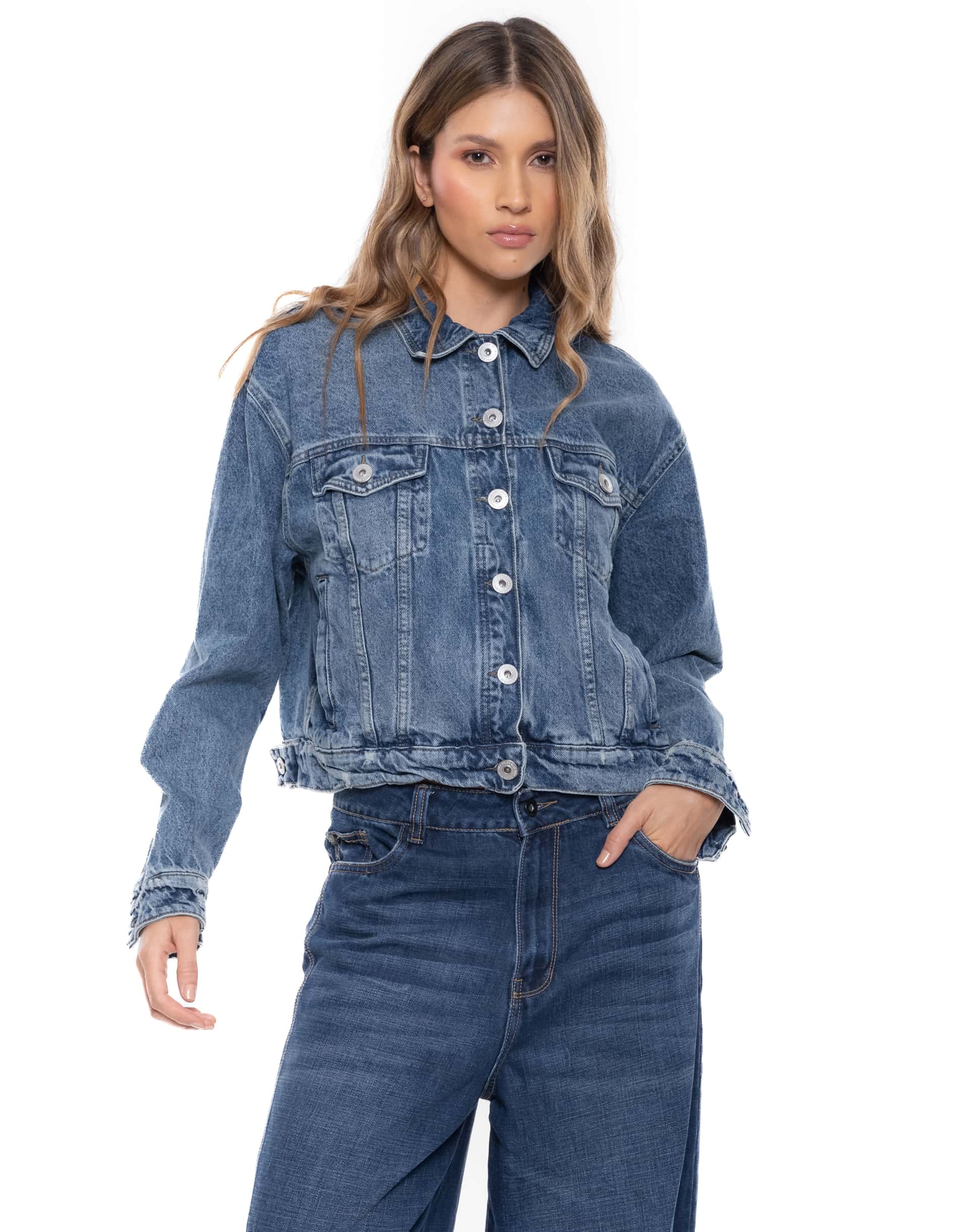 Chaqueta Trucker En Denim