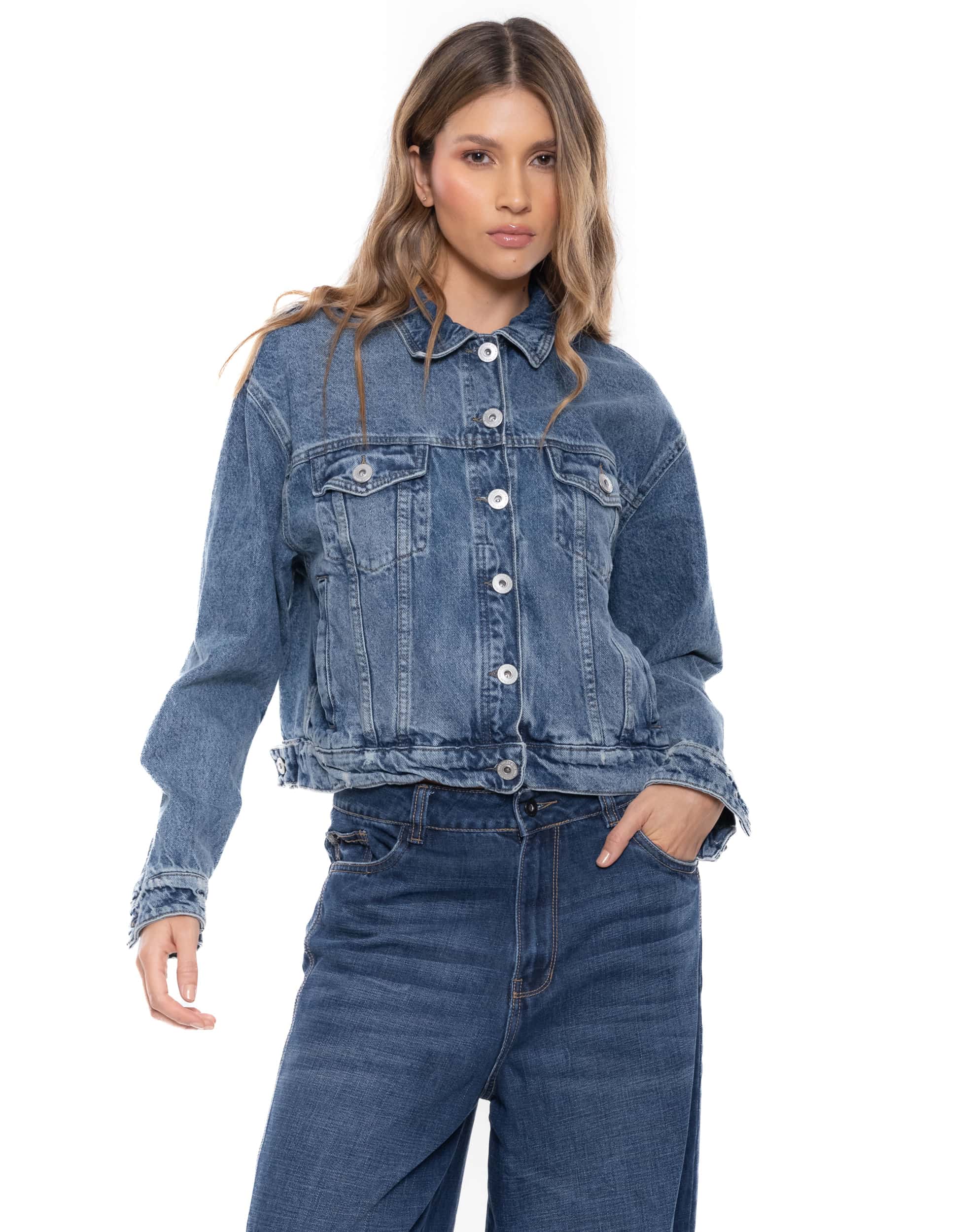 Chaqueta Trucker En Denim