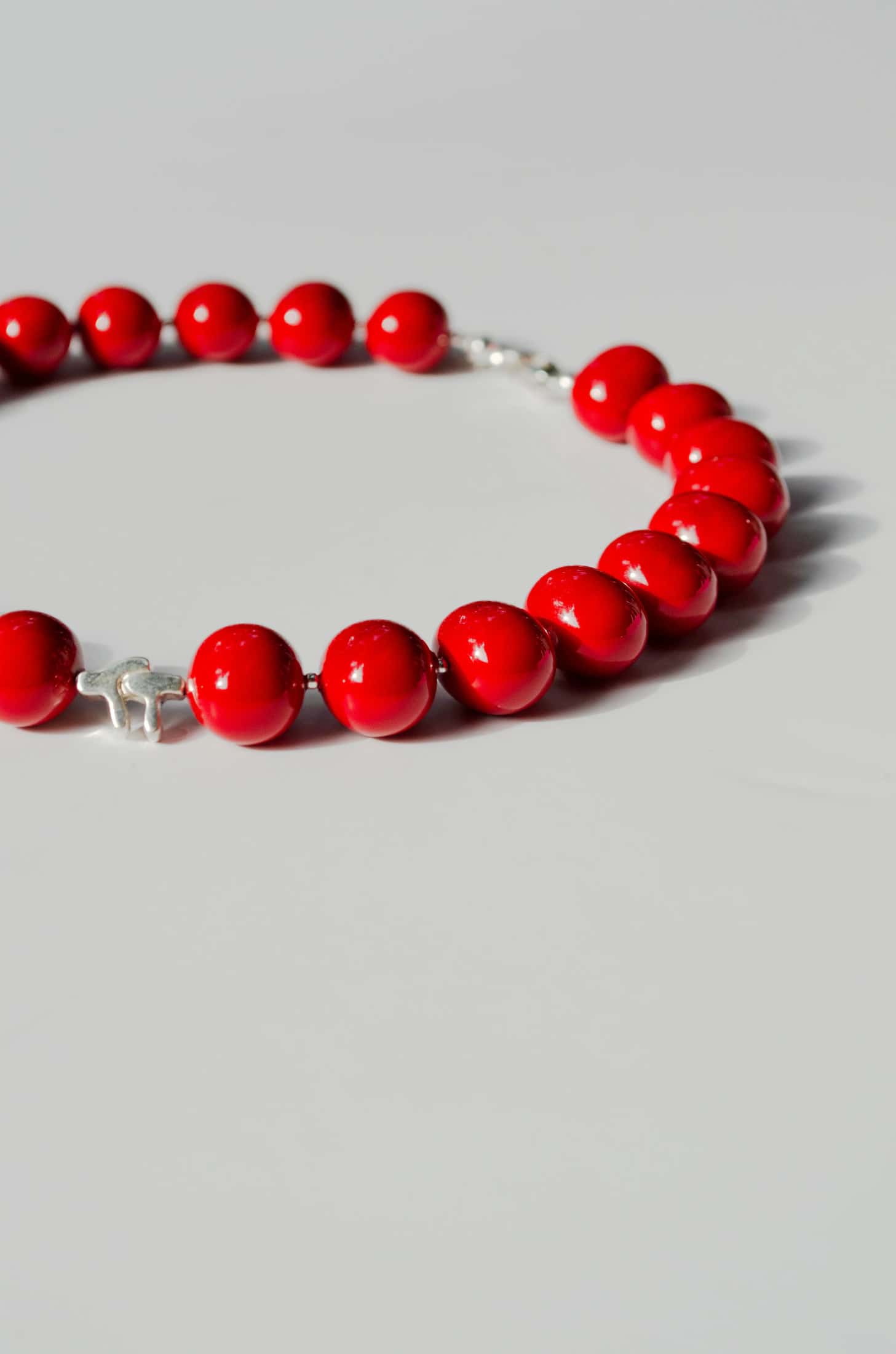 Collar Sttack Rojo | perlas recubiertas