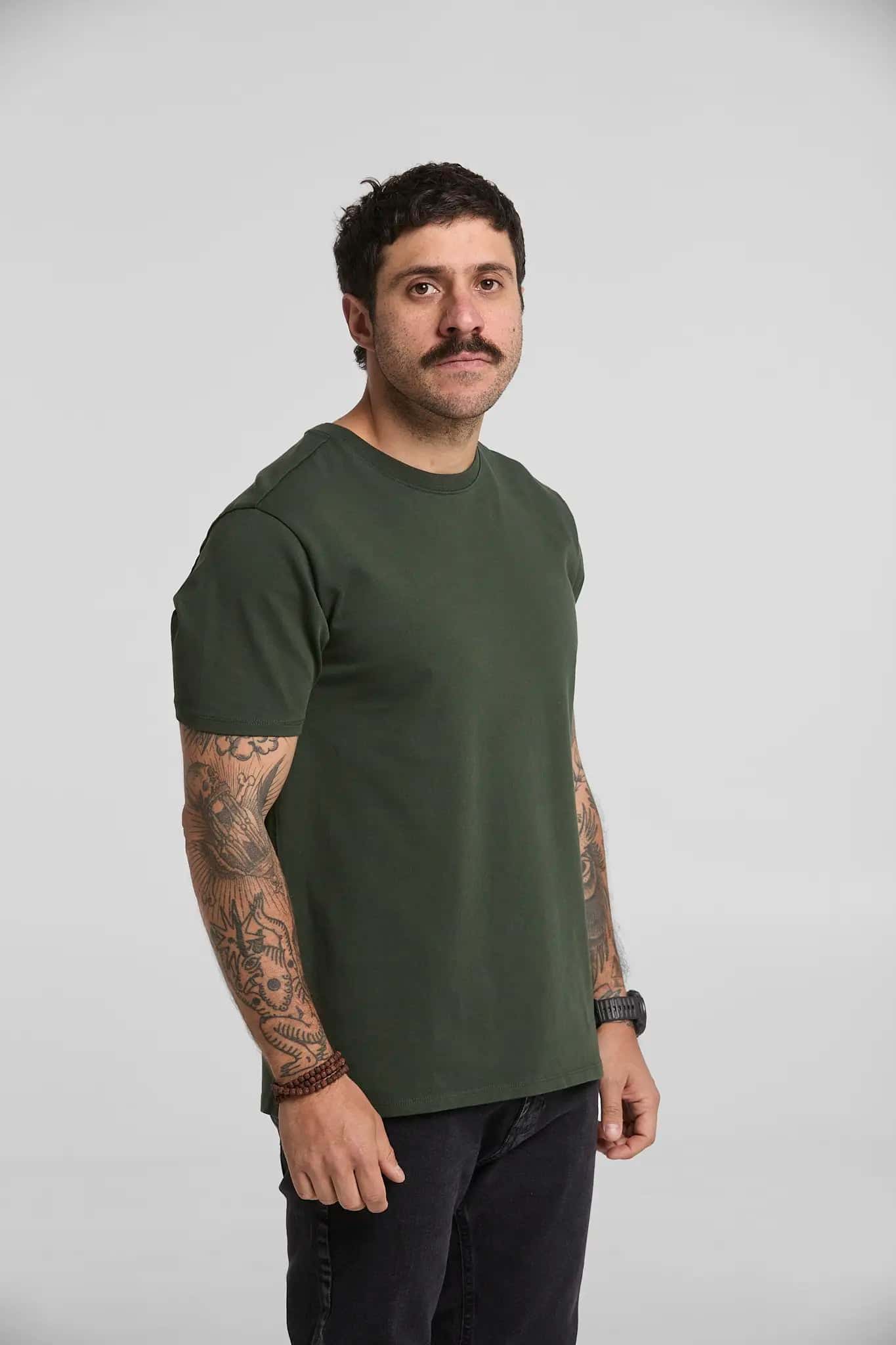 Camiseta básica verde militar - miniatura 3