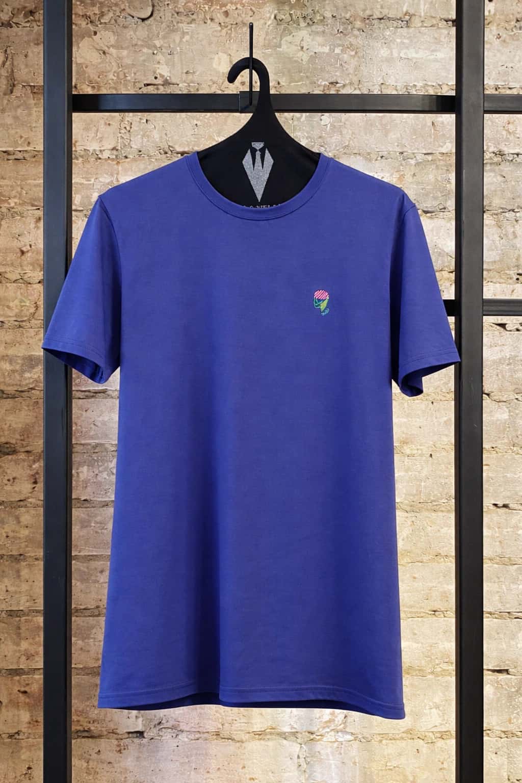 Camiseta Para Hombre Azul Bordado Cráneo