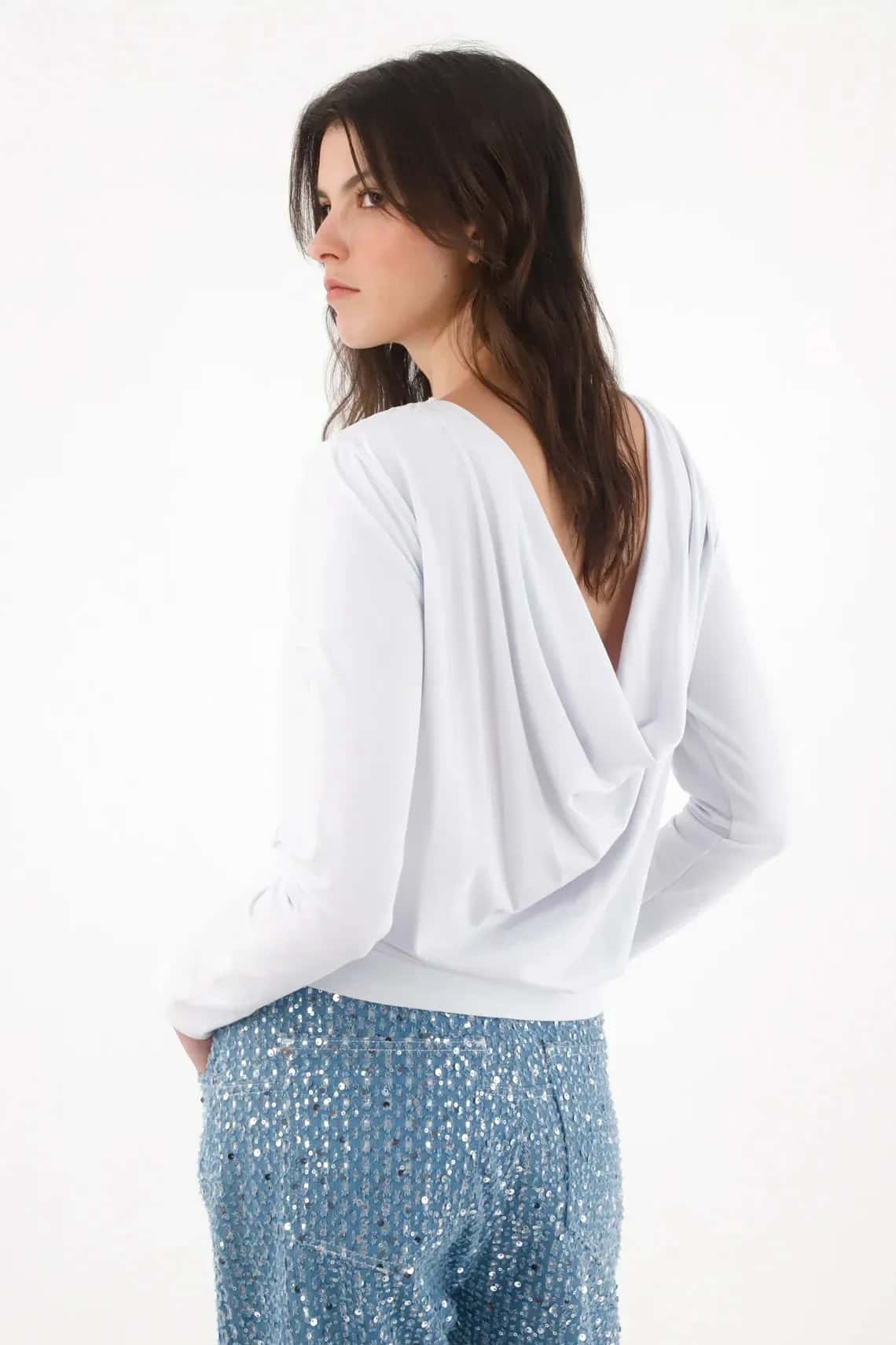 Camiseta con drappeado blanca con textura acanalada para mujer