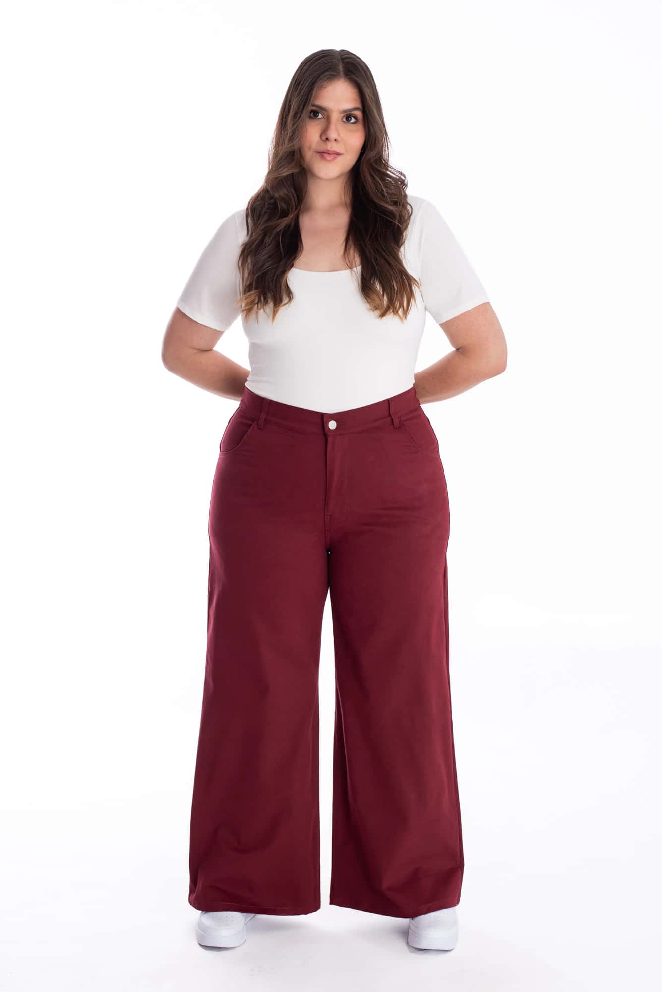 Pantalón Lennon Tiro Medio Vinotinto
