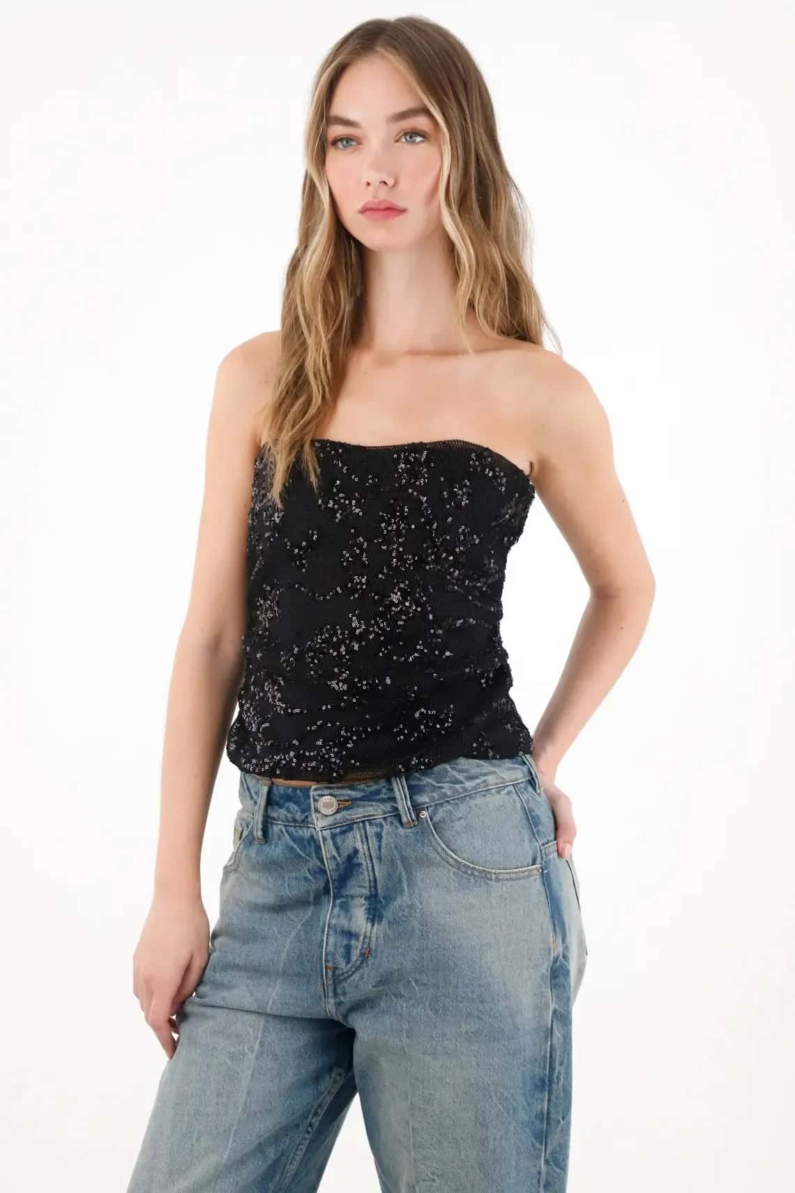Camisa strapless de lentejuelas negra para mujer