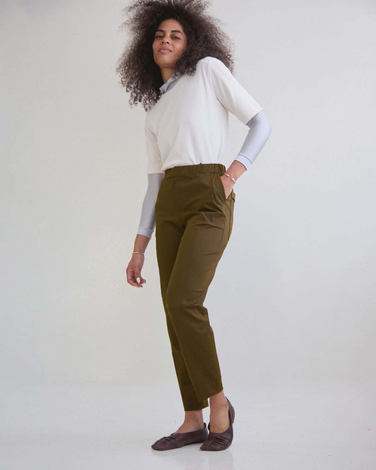 AUDAZ VERDE MILITAR FEMENINO Pantalón Tech Ligero