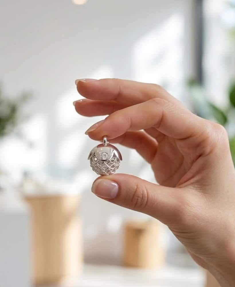 Dije Mangostino Tejido a Crochet en Plata