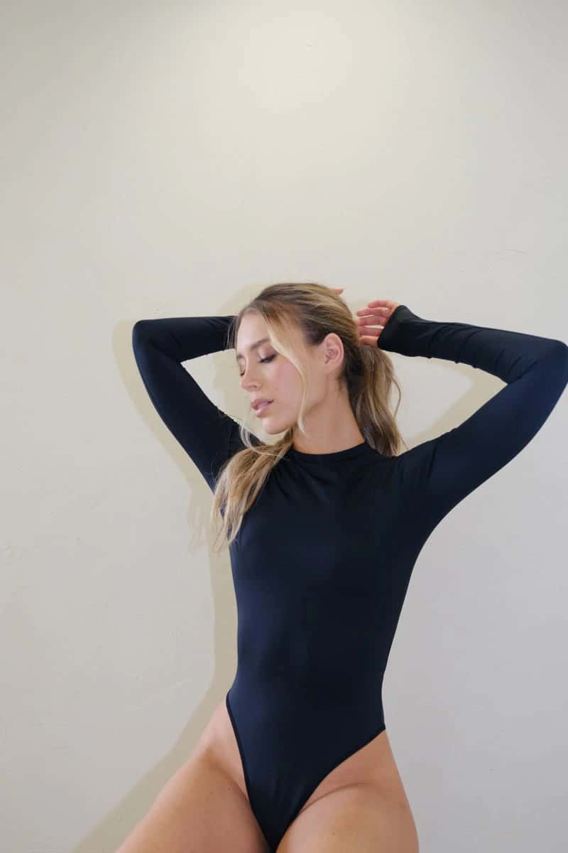 Body cuello cerrado Bora - Negro