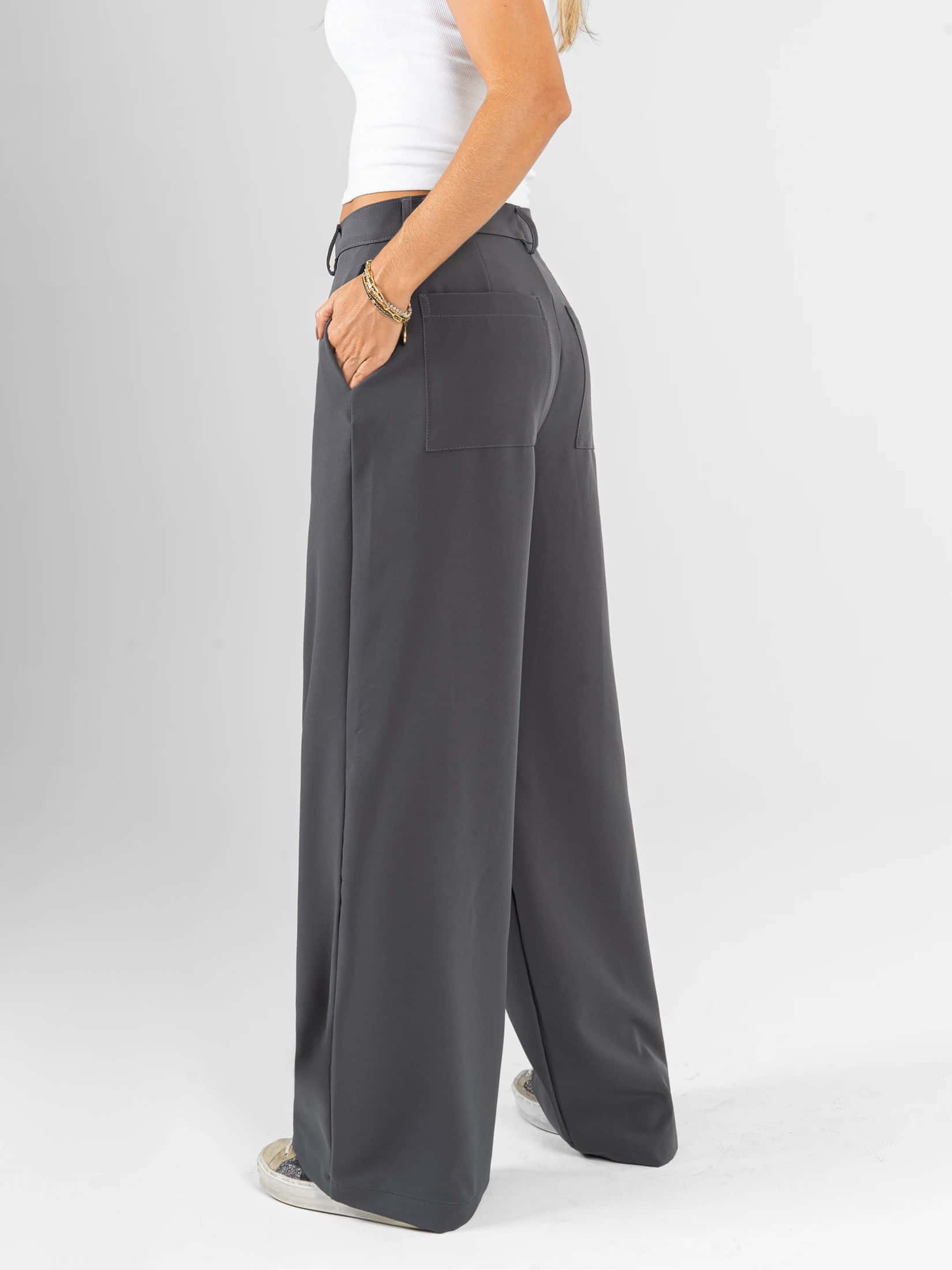 Ref: 0620661 Pantalón palazzo, tejido plano liviano, stretch, tiro alto, tono gris oscuro. - miniatura 3
