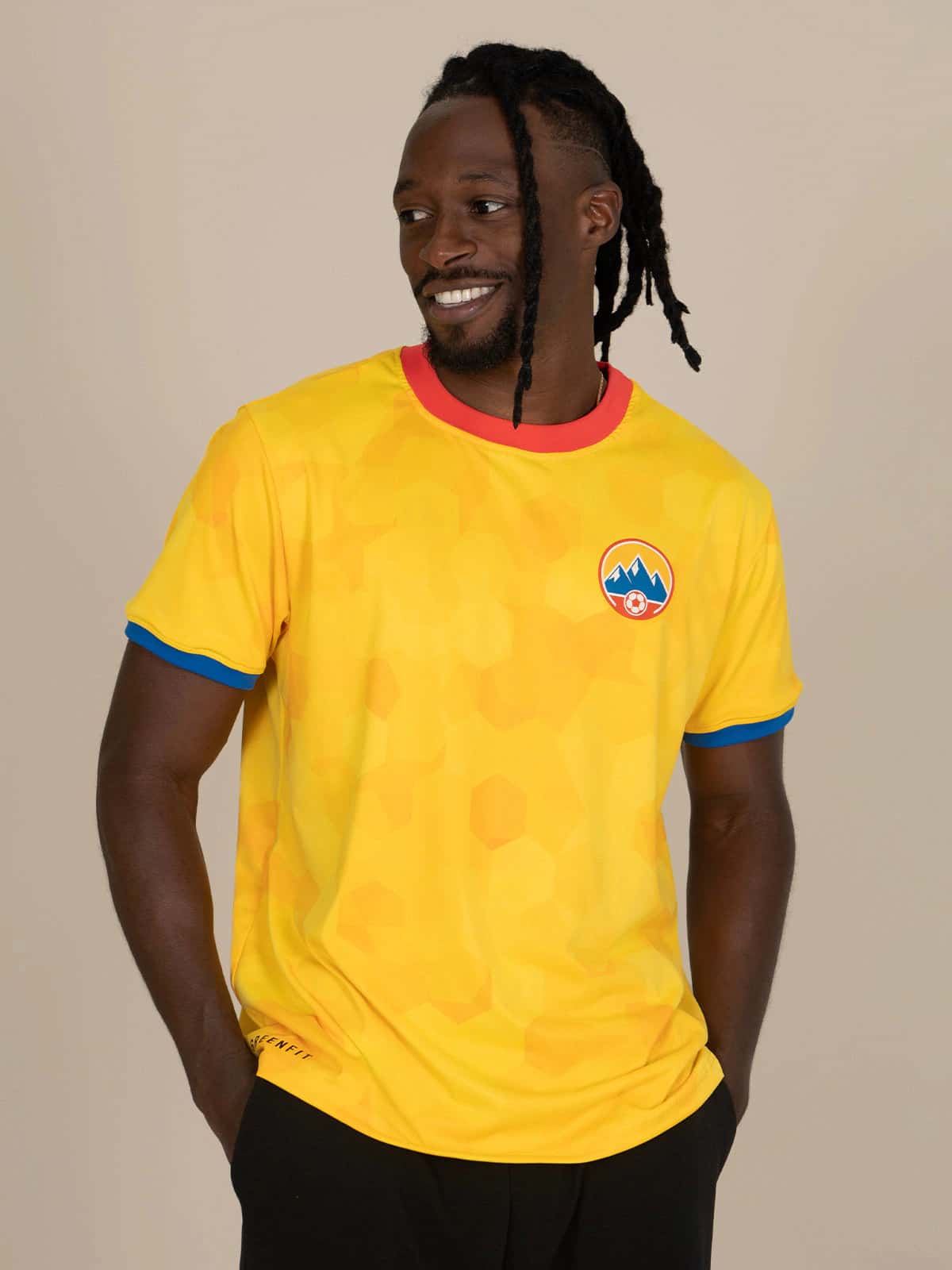 camiseta alma tricolor unisex