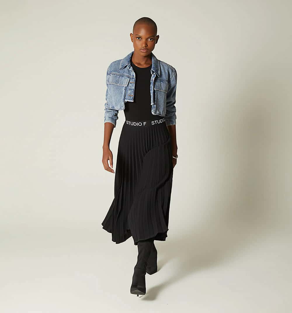 Chaqueta denim corta bolsillo cargo