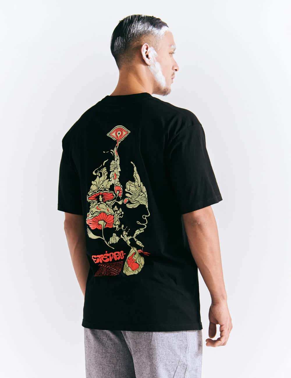 Camiseta Oversize Etéreo negro Hombre