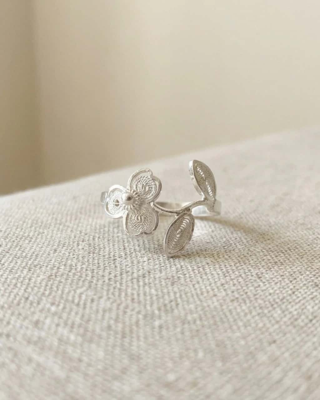 Anillo Trebol en Plata ley 950 Filigrana