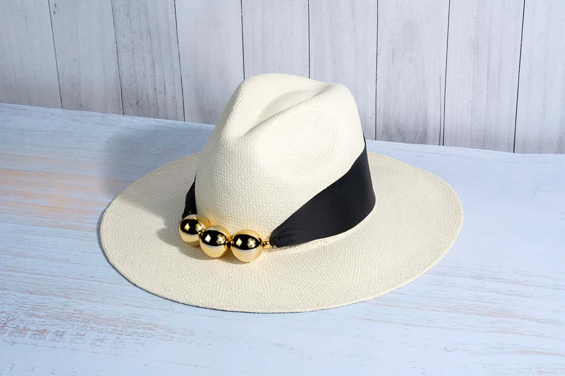 Mito hat