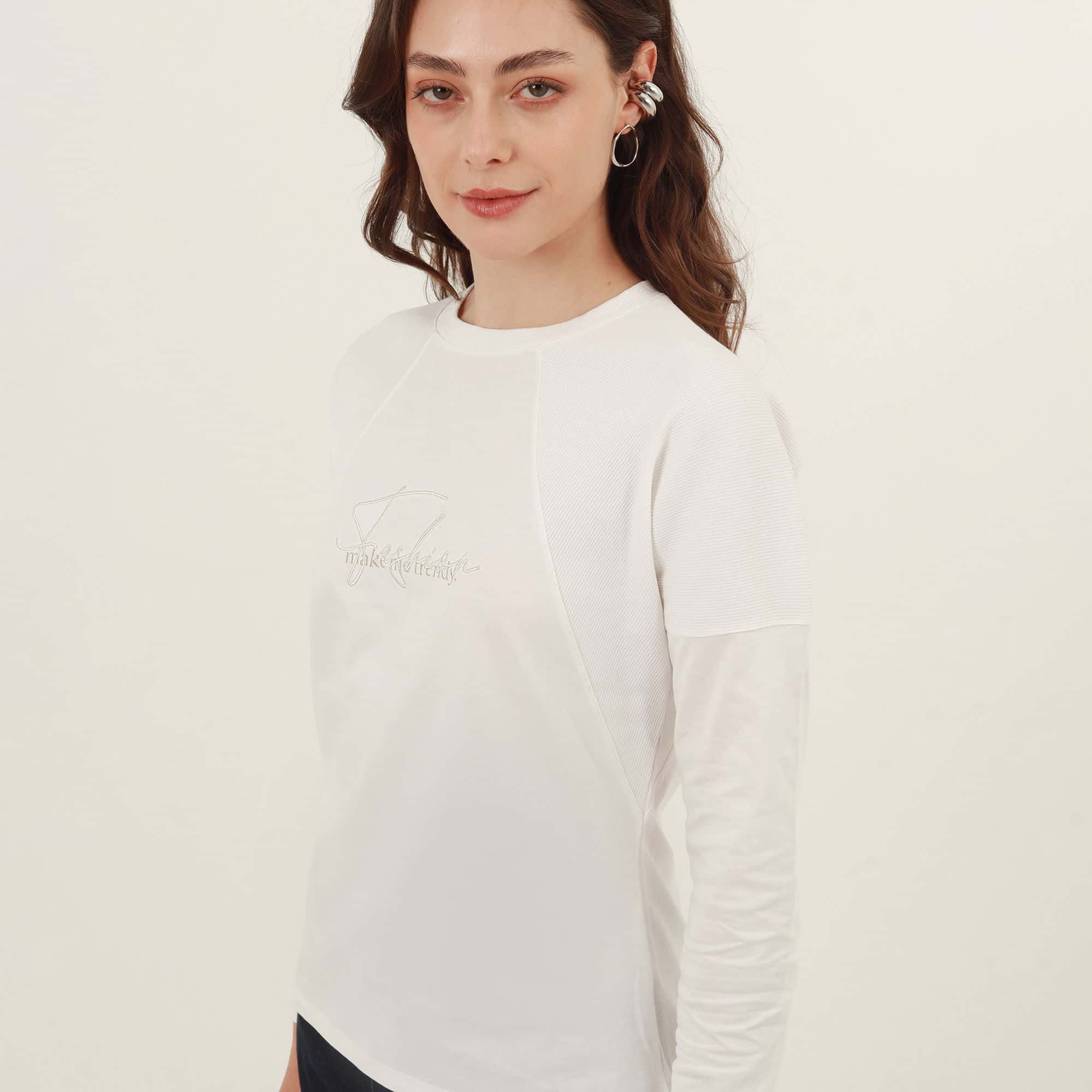 Camiseta Cuello Redondo Manga Larga