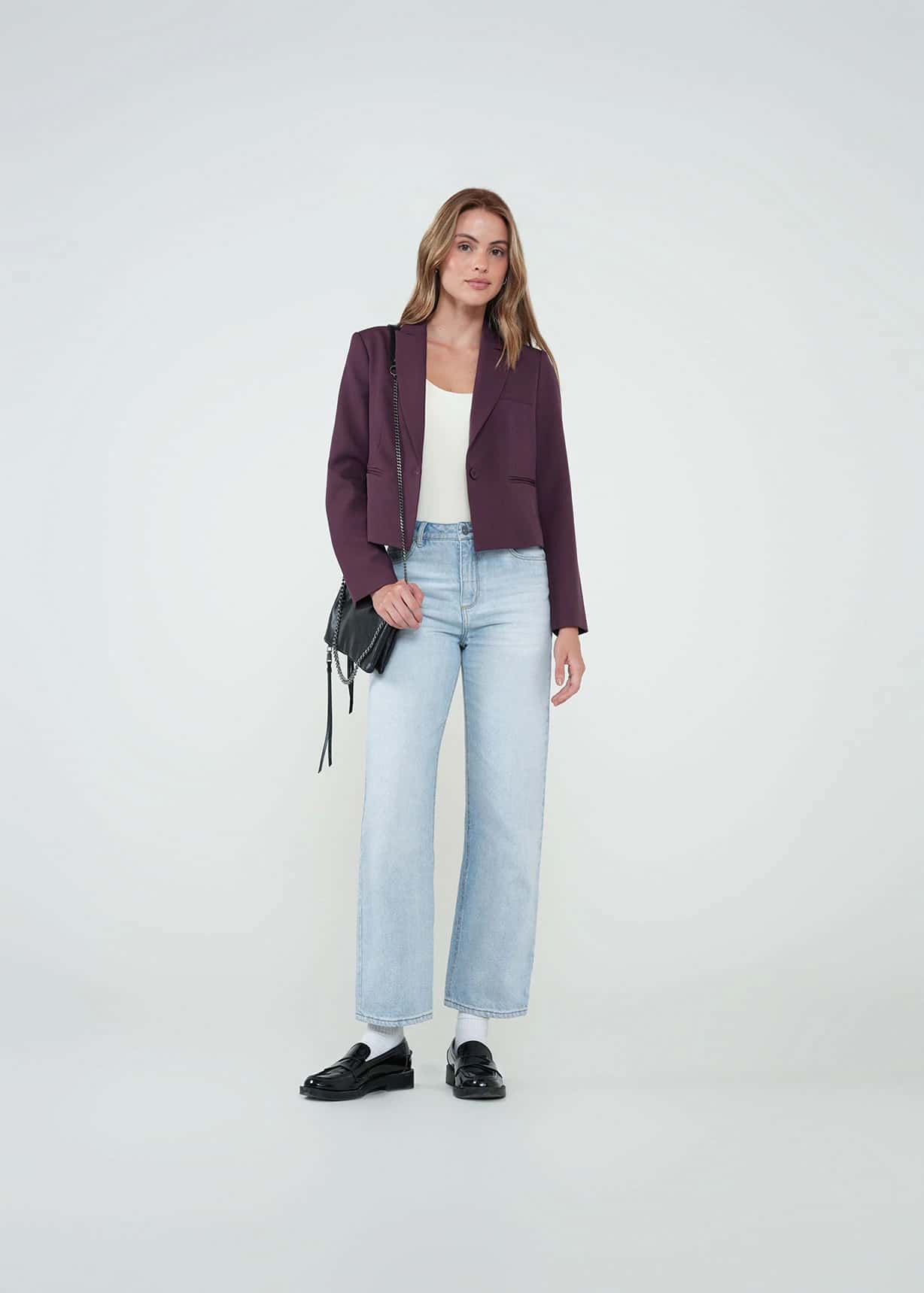 Blazer corto con botón