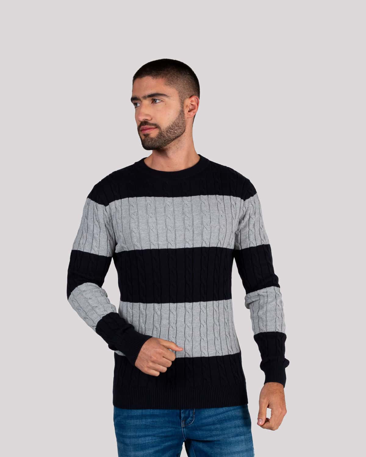 Sweater azul de rayas para hombre