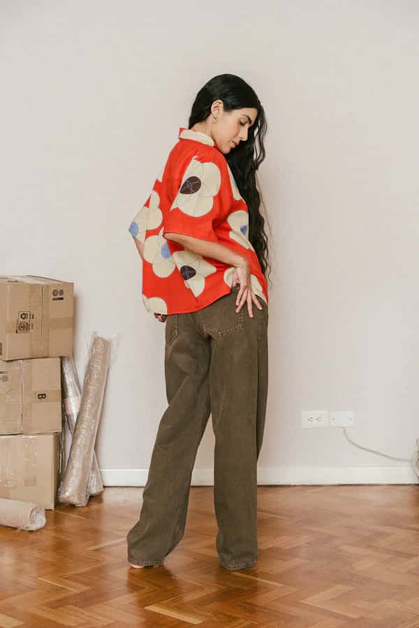 CAMISA FLORES FUEGO - miniatura 2