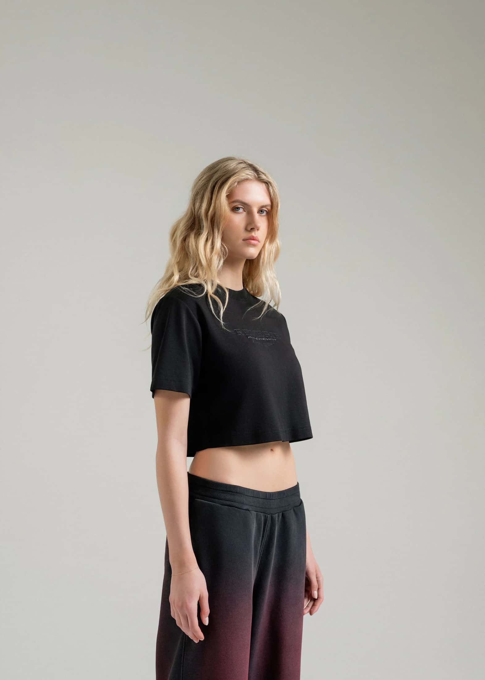 NOVA CROP TOP