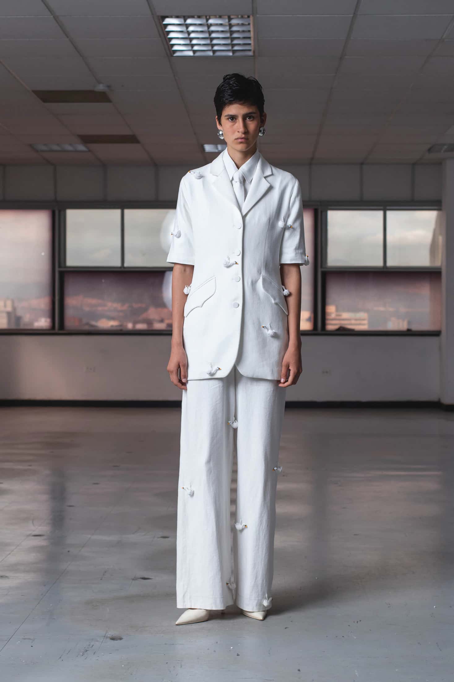 LADY D TIE IVORY