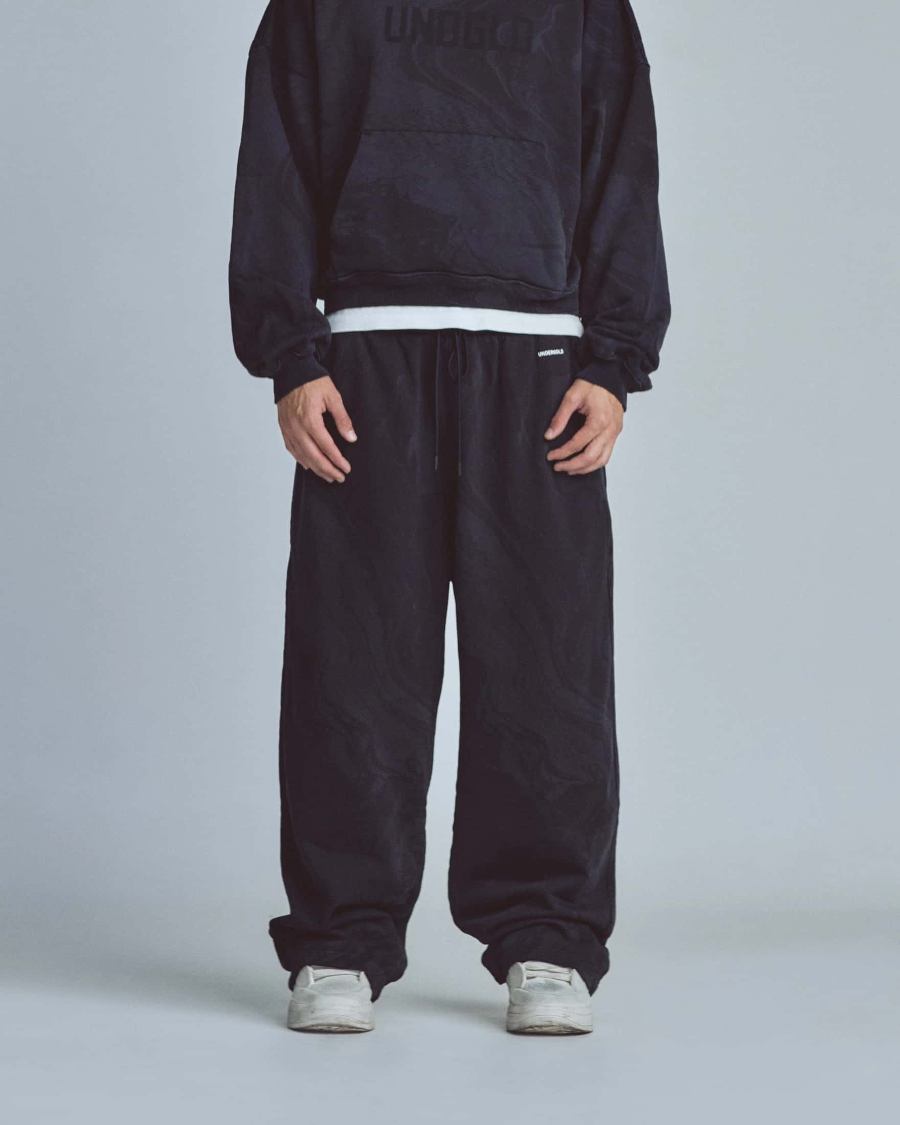 Basics UNDGLD Straight Pants Oiled Black