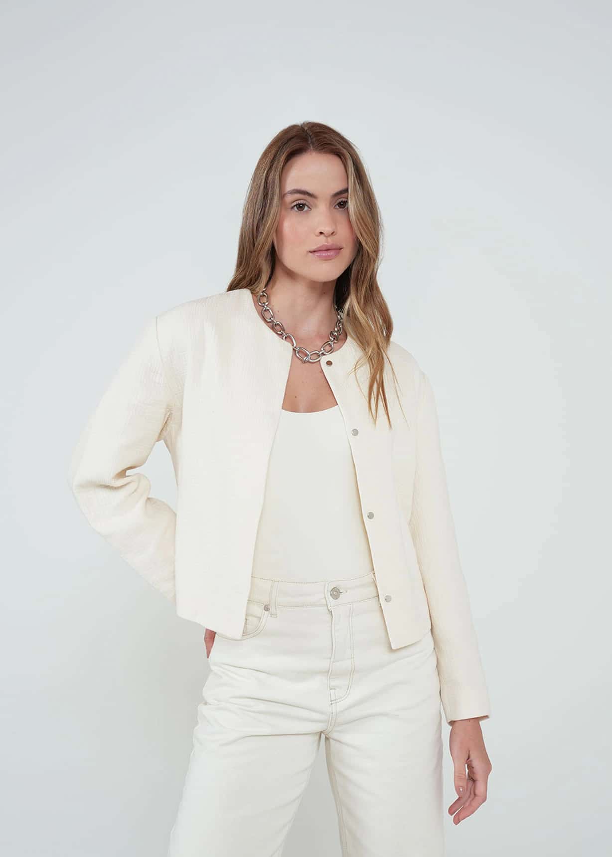 Chaqueta ligera con botones