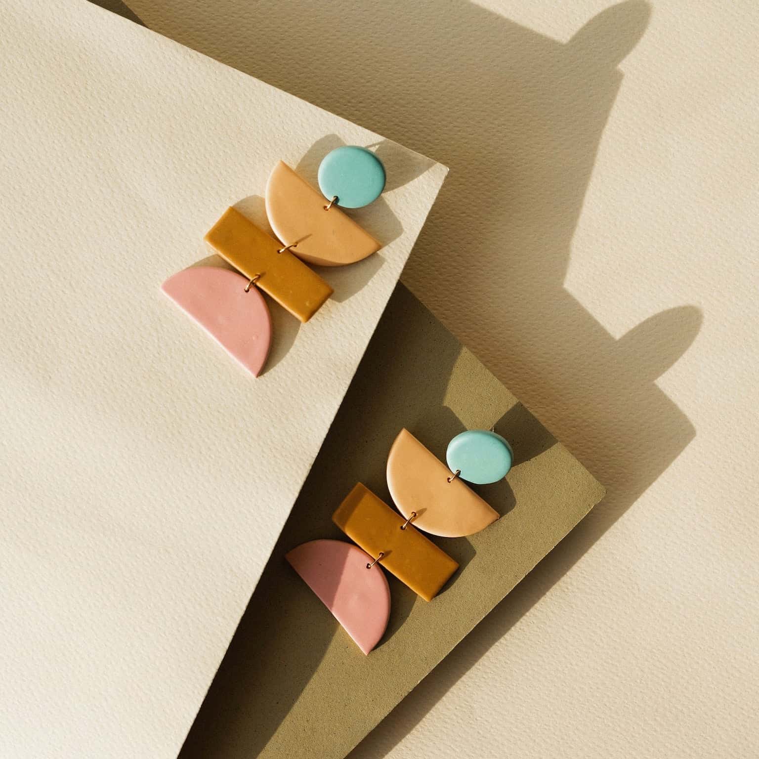 Aretes María