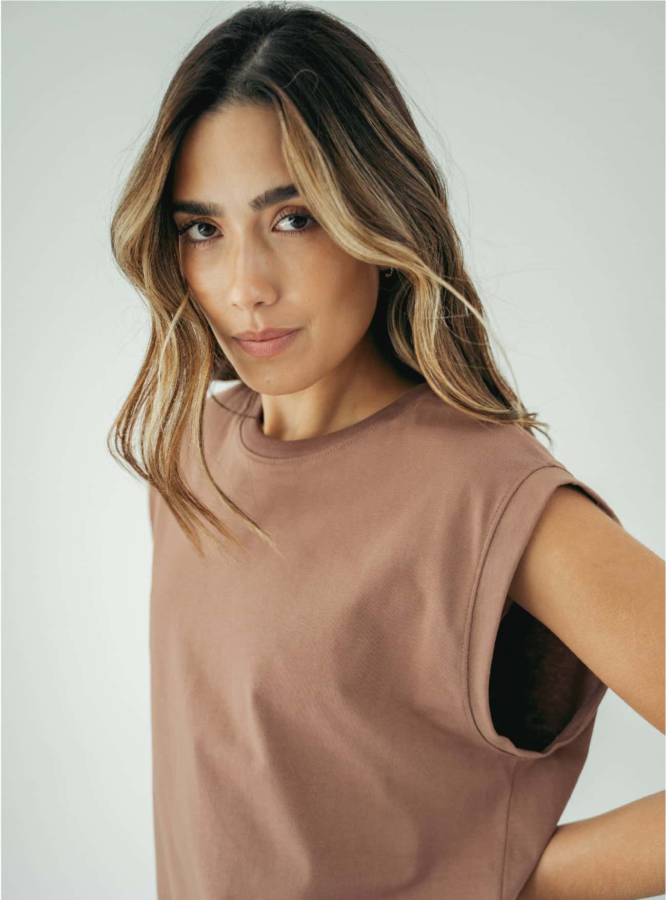 Muscle Tee - Mocca