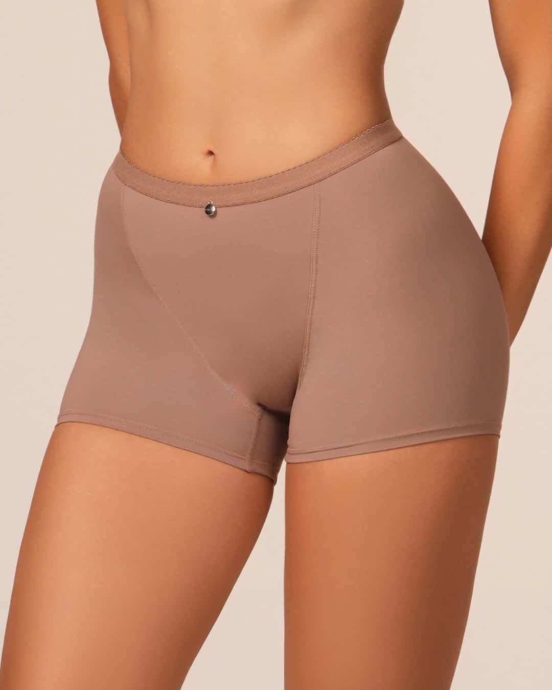 Boxer Femenino Tiro Alto Control Suave en Microfibra con Efecto Levanta Cola Ref. 8059