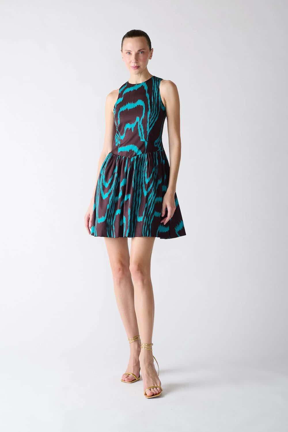 VESTIDO CALA